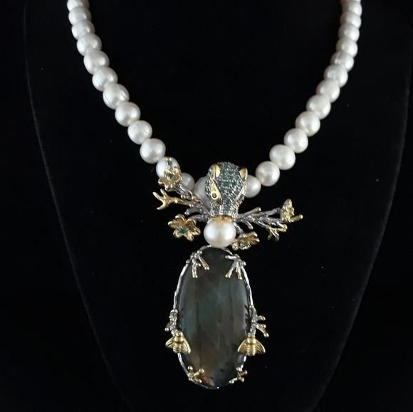 Handcrafted Rainbow Labradorite and Pearl Necklace - Picture 10 of 17